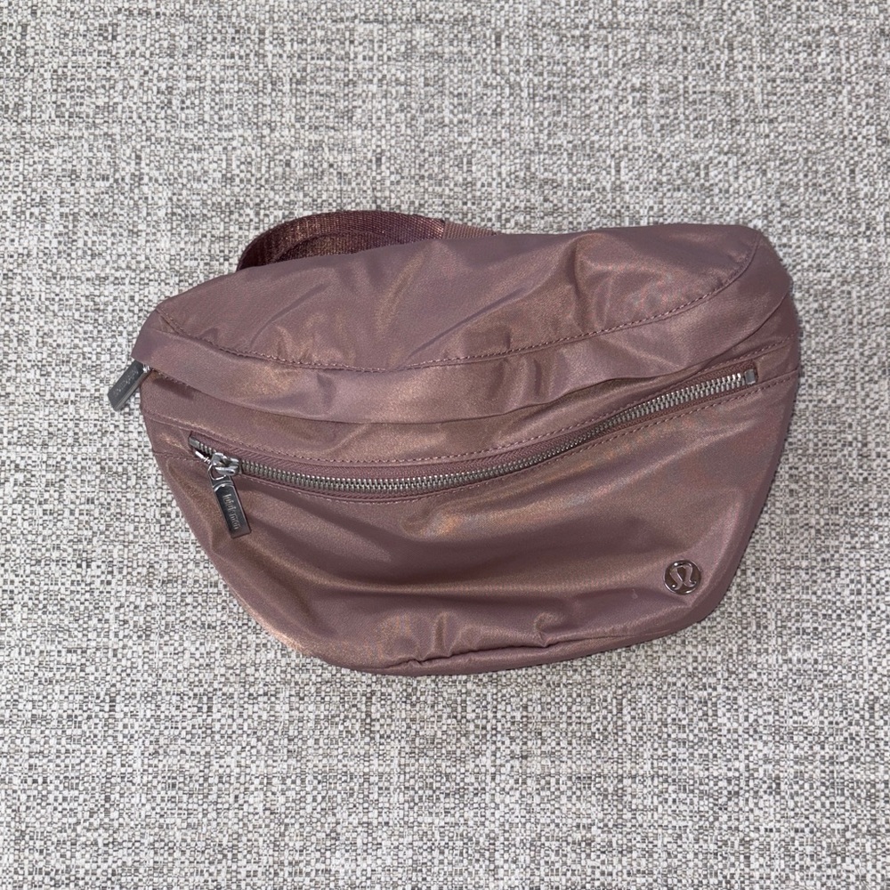 lululemon everywhere Belt Bag large 2L